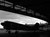 Berln Tempelhof - Rozinkov bombardr C-47 Skytrain (Rosinenbomber)