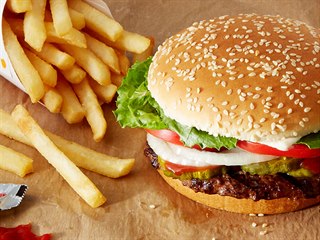 Rebel Whopper má být od klasického burgeru k nerozeznání