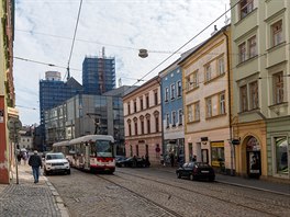 Ulice 8. Kvtna v Olomouci, pohled na nkdej obchodn dm Prior, dnes Galerii...