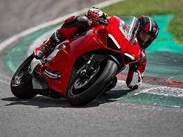 Ducati Panigale V2