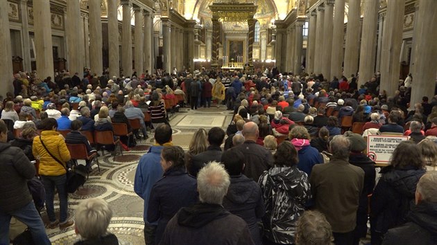 Zahjen esk nrodn pout v bazilice Santa Maria Maggiore v m k oslav sv. Aneky esk pi pleitosti 30. vro jejho svatoeen. (11. listopadu 2019)