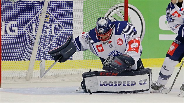 Plzesk brank Dominik Frodl v zpase Ligy mistr z Lausanne.