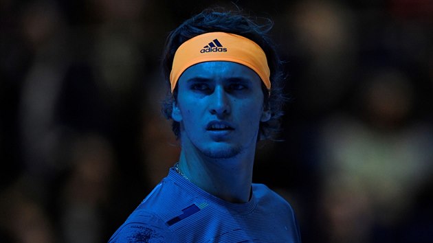 Alexander Zverev bhem boje o semifinle Turnaje mistr