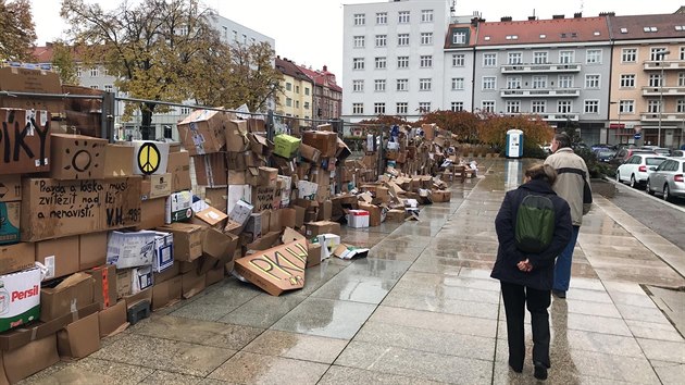 Symbolick ze k 30. vro Listopadu se v detivm poas rozmoila (13. 11. 2019).