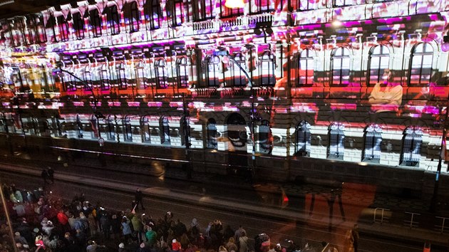 Videomapping Akademie vd R pedvedla v rmci Festivalu Tden vdy a techniky. Projekce nazvan Listopad 1989: Cestou k demokracii v rychlm sledu provedla divky klovmi udlostmi eskoslovenskch a eskch djin po roce 1945 s drazem na domc a mezinrodn dn v listopadu a v prosinci 1989. (16. listopadu 2019)