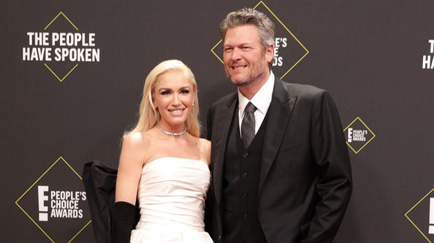 Gwen Stefani a Blake Shelton na Peoples Choice Awards (Santa Monica, 10. listopadu 2019)