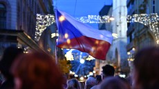 Centrální námstí Svobody v Brn pi oslavách 17. listopadu zaplnily tisíce...