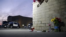 estnáctiletý stelec zabil na stední kole v Kalifornii dva své spoluáky,...