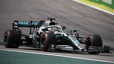 Lewis Hamilton z Mercedesu bhem Velké ceny Brazílie formule 1.