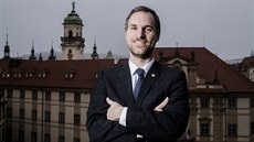 V letech 1999 a� 2006 vystudoval obor v�eobecné léka�ství na 3. léka�ské...