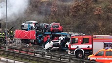 Nehoda tí kamion na Praském okruhu. (18. 11. 2019)