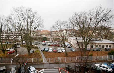Pavilon H Dtské nemocnice Brno uvolní místo parkovacímu domu.