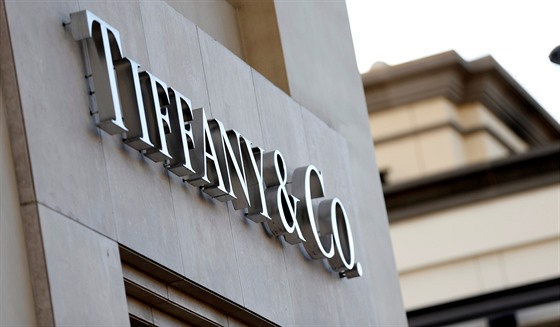 Logo prodejny Tiffany & Co. v kalifornské Pasadeně