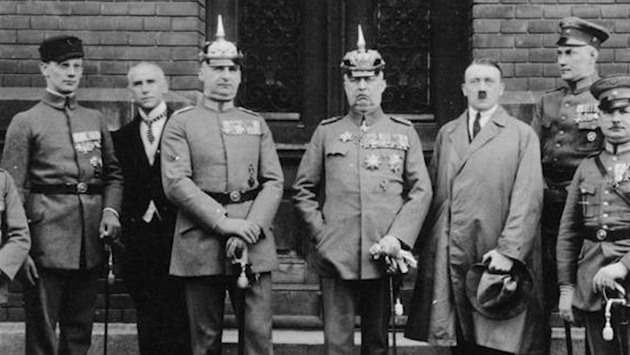 „Pivní puč“ před 100 lety selhal, ale odstartoval Hitlerovu politickou dráhu
