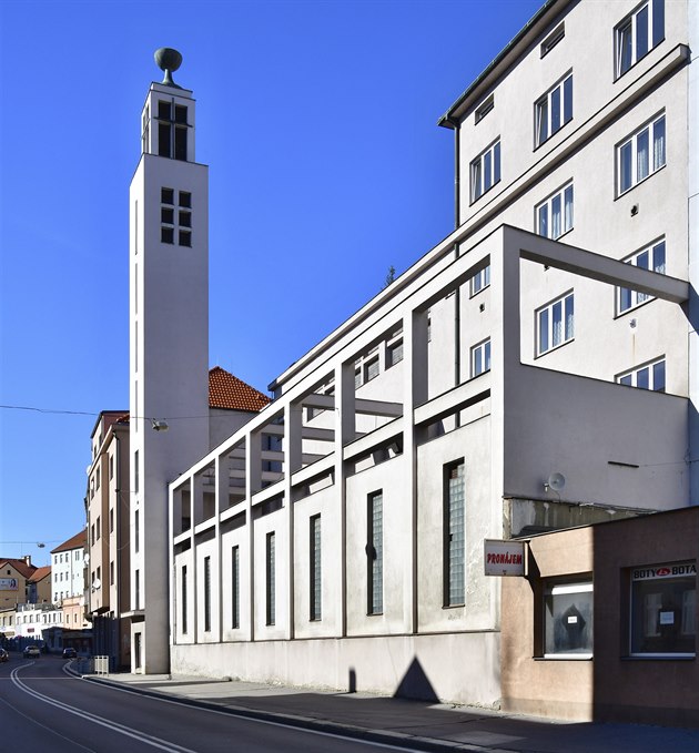 Kostel Sboru Boích bojovník Církve s. husitské stojí v Budjovické ulici v...