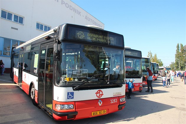 Poslední den provozu autobus  v Praze splující emisní normu EURO II.