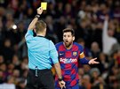 COE? Lionel Messi si myslí, e lutou kartu dostal neprávem.