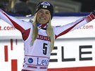 Rakuanka Katharina Truppeová se raduje ze tetího místa ve slalomu v Levi.