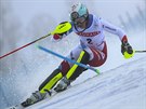 Wendy Holdenerová ze výcarska a trati slalomu v Levi.