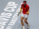 Rafael Nadal ze panlska se povzbuzuje ve finále Davis Cupu v Madridu.