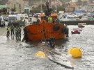 panlská policie zadrela ponorku, která vezla z Kolumbie pes ti tuny...