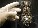 Zelený diamant byl naštěstí v době krádeže vystaven Metropolitním muzeu v New...