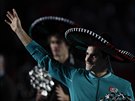 Roger Federer pi tenisové exhibici v nejvtí býí arén svta v Mexico City.