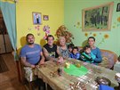 Romská rodina dříve bydlela na ubytovně ve Stříbře. Nájem ale vyrostl do takové...