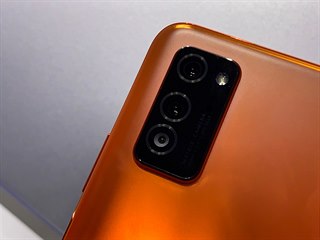 Honor V30