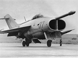 Experimentální letoun s kolmým startem Jak-36