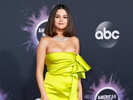 Selena Gomezová na American Music Awards (Los Angeles, 24. listopadu 2019)