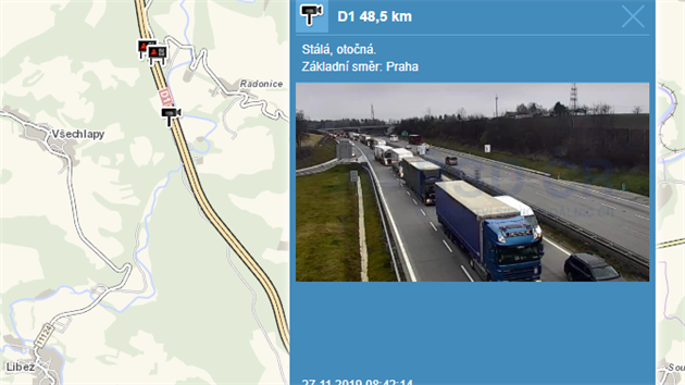 Kolona kamion ped nehodou na 39. km D1 ve smru na Prahu podle kamery editelstv silnic a dlnic ped devtou hodinou sahala a k exitu Pse, s mezerami tak mila deset kilometr. (27. listopadu 2019)