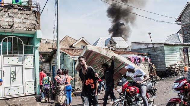 Nejmn 24 lid pilo o ivot pot, co se ve mst Goma na vchod Konga ztilo mal dopravn letadlo. (24. listopadu 2019)