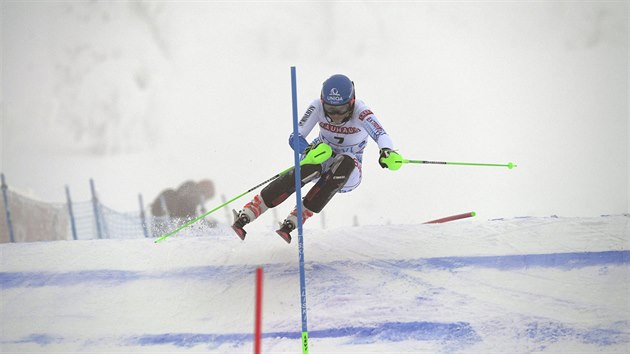 Petra Vlhov ve slalomu v Levi.