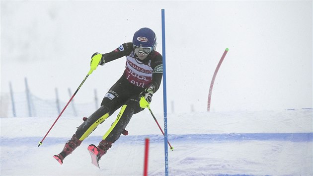 Mikaela Shiffrinov ve slalomu v Levi.