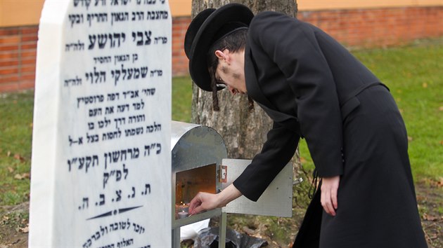 V Prostějově byl slavnostně odhalen obnovený náhrobek nejvýznamnějšího zdejšího rabína Cvi Jehošui Ha Leviho Horowitze, autora významných knih, který je dodnes po celém světě uznávaným židovským myslitelem.