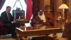 Ministr zahranií Tomá Petíek na návtv Bahrajnu. (íjen 2019)