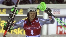 Henrik Kristoffersen slaví triumf ve slalomu v Levi.