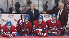 Montrealský trenér Claude Julien (naho�e vlevo), jeho asistent Dominique...