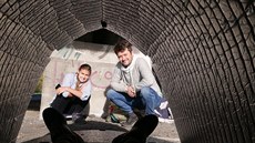 Za úspcheme bezdomoveckých iglú v esku stojí Pavla Kleková a Manu Chilaud.
