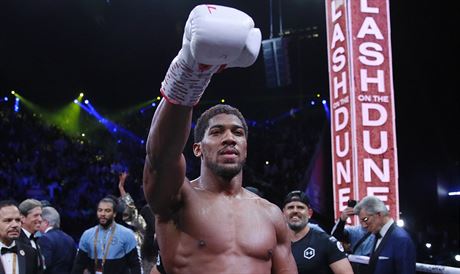 Anthony Joshua po vítzném souboji s Andym Ruizem.