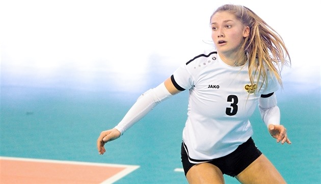 Sezonu začala o berlích, teď Kolářová vede Liberec a před finále se hecuje s bratrem