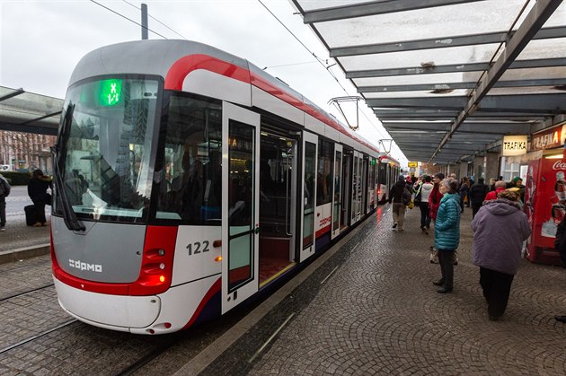 Olomoucký dopravní podnik vrátil do provozu tramvaj typu EVO1/o s evidenním...
