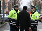 V ámalov ulici v Brn-idenicích nali policisté v byt mrtvého mue a velké...