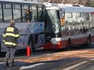 Na Chodov srazila autobusová linka 154 s autobusem soukromého...