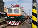 Lokomotiva E422 0003 "Bobinka v ele osobního vlaku z Tábora do Bechyn