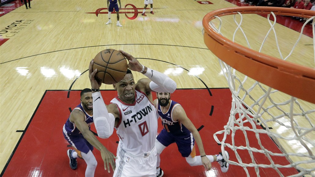 Harden s Westbrookem řídili výhru Houstonu. Dončič dorovnal Jordana