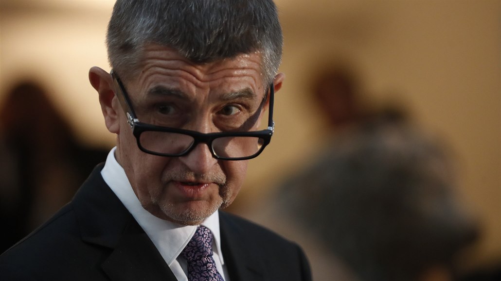 Premiér Andrej Babi� na st�ede�ní tiskové konferenci. (4. prosince 2019)