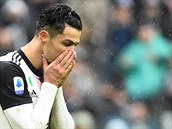 Cristiano Ronaldo během utkání Juventusu proti Sassuolu.