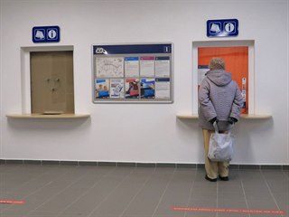 Také čerstvě zrekonstruovaná nádražní budova v Přibyslavi bude brzy bez...